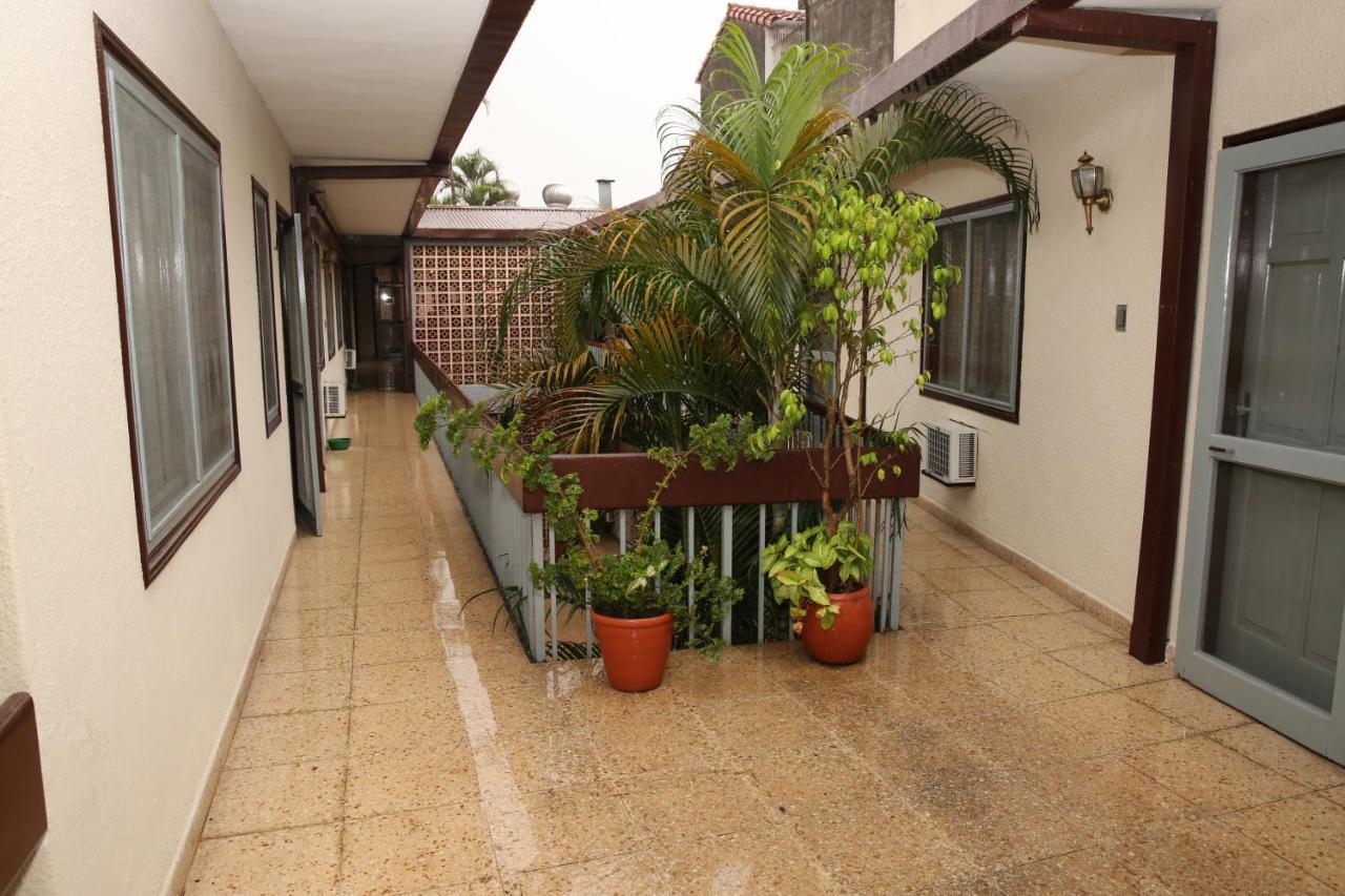 Hotel Bolivia Santa Cruz de La Sierra Bagian luar foto